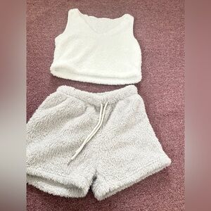 Source Unknown White Fleece Pajama Set